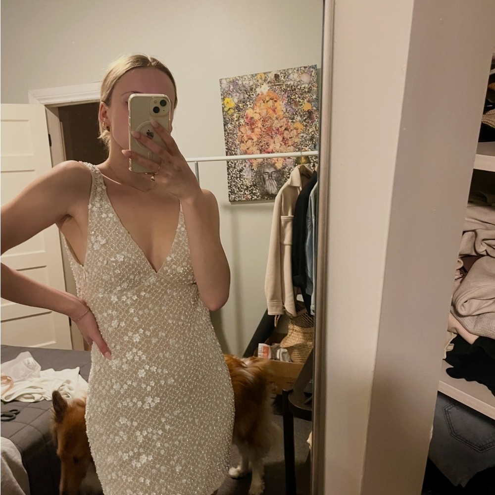 Meshki White Backless Sequin Dress - Picture 5 of 6